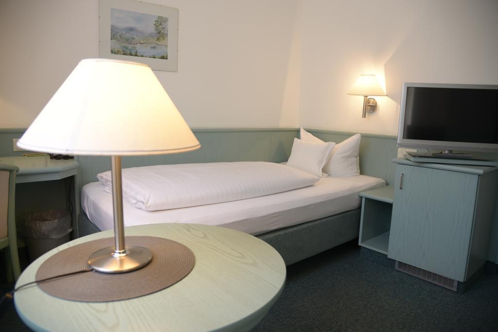 Hotel Till Eulenspiegel - Nichtrauchhotel - Garni Wurzburg Luaran gambar