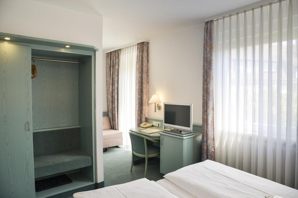 Hotel Till Eulenspiegel - Nichtrauchhotel - Garni Wurzburg Luaran gambar